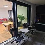 3 2 Bathrooms 2 Toilets New Center Of Underground Parking Space Contactless Self Check-in Apartment *