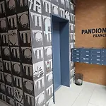 3 2 Bathrooms 2 Toilets New Center Of Underground Parking Space Contactless Self Check-in * Dusseldorf