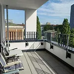 3 Rooms 2 Bathrooms 2 Toilets New Apartment Center Of Duesseldorf Underground Parking Space Contactless Self Check-In