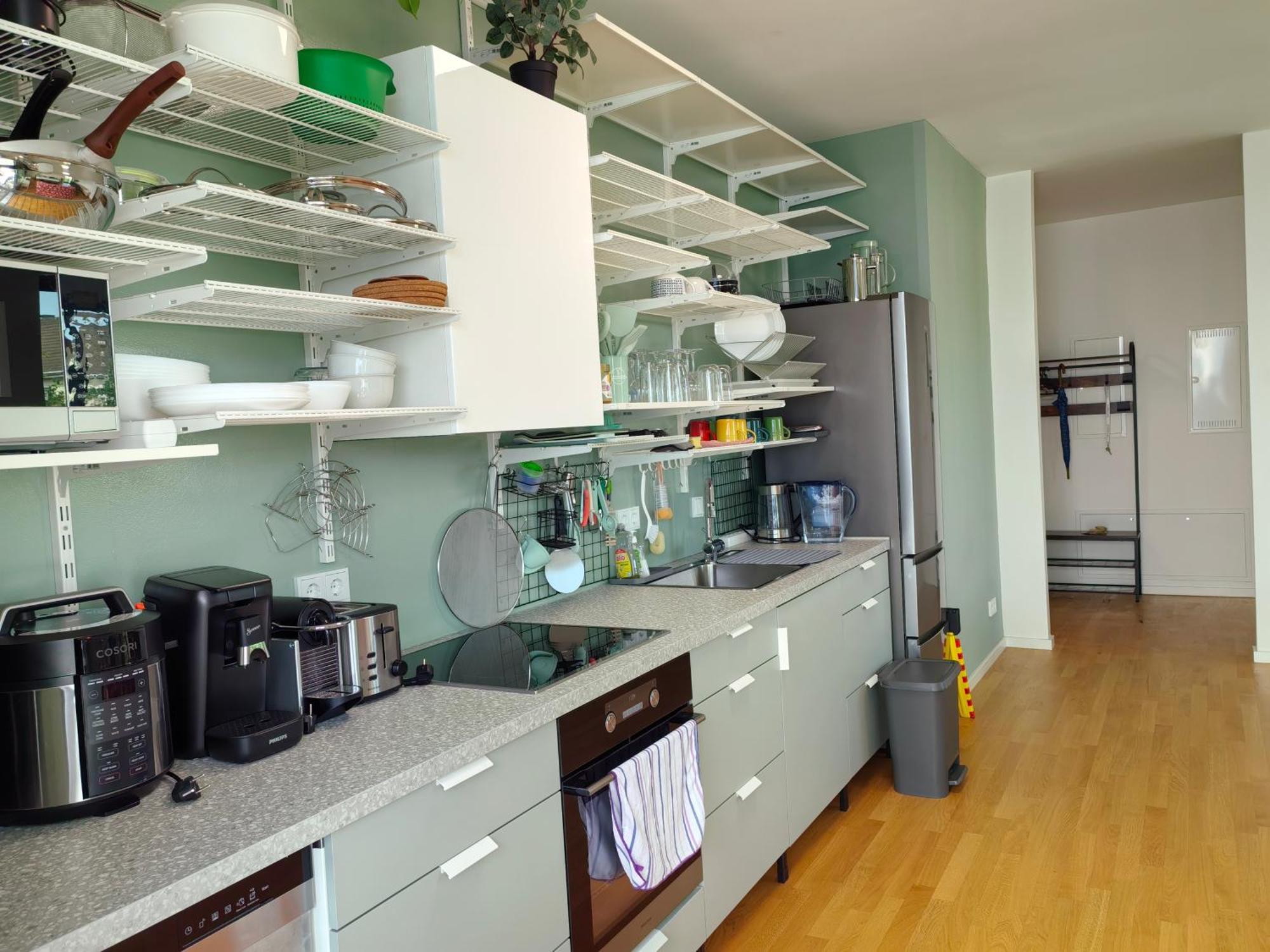 3 2 Bathrooms 2 Toilets New Center Of Underground Parking Space Contactless Self Check-in