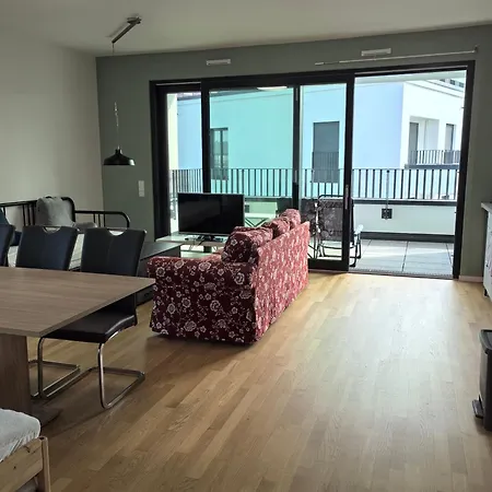 3 2 Bathrooms 2 Toilets New Center Of Underground Parking Space Contactless Self Check-in Appartement Düsseldorf