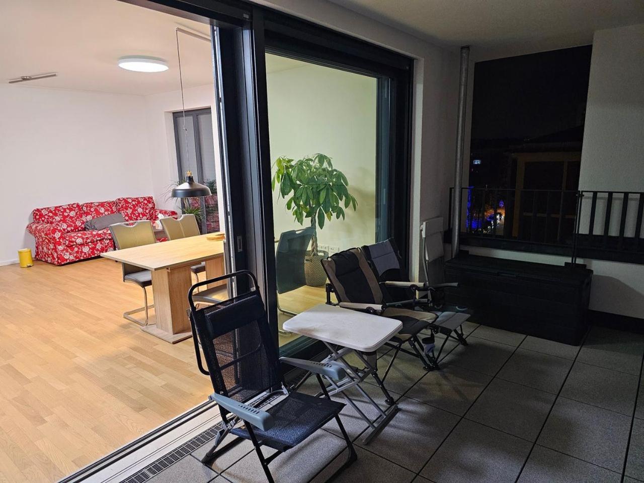 3 2 Bathrooms 2 Toilets New Center Of Underground Parking Space Contactless Self Check-in Appartement *